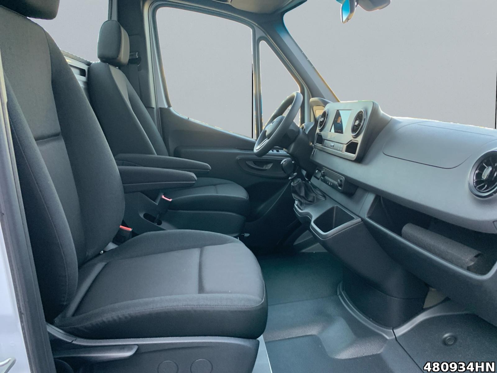 Fahrzeugabbildung Mercedes-Benz Sprinter 315 *LEITERTRÄGER*2 SITZER*MBUX*DAB*