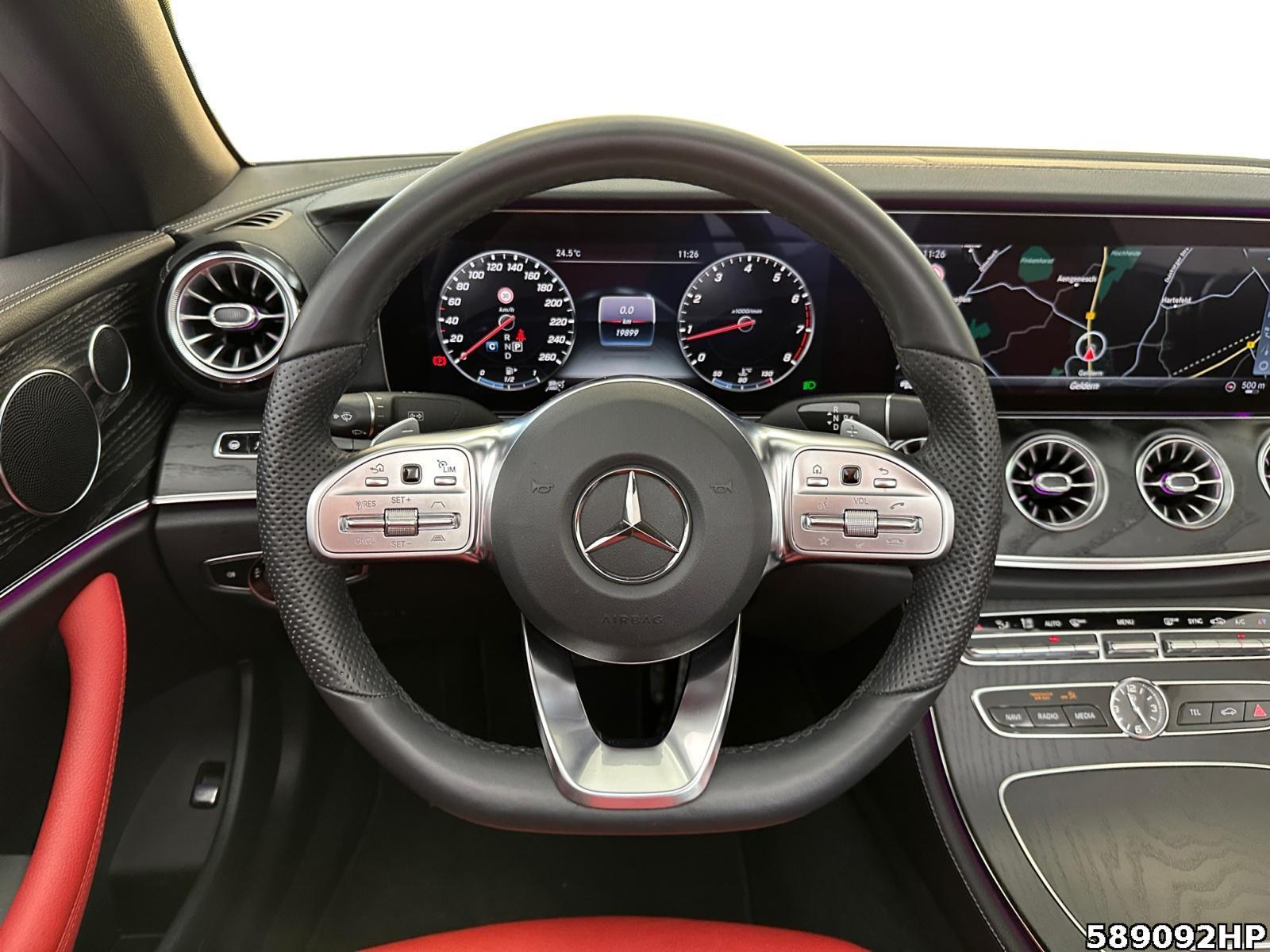 Fahrzeugabbildung Mercedes-Benz E 300 Cabriolet AMG Comand Kamera Distronic LED
