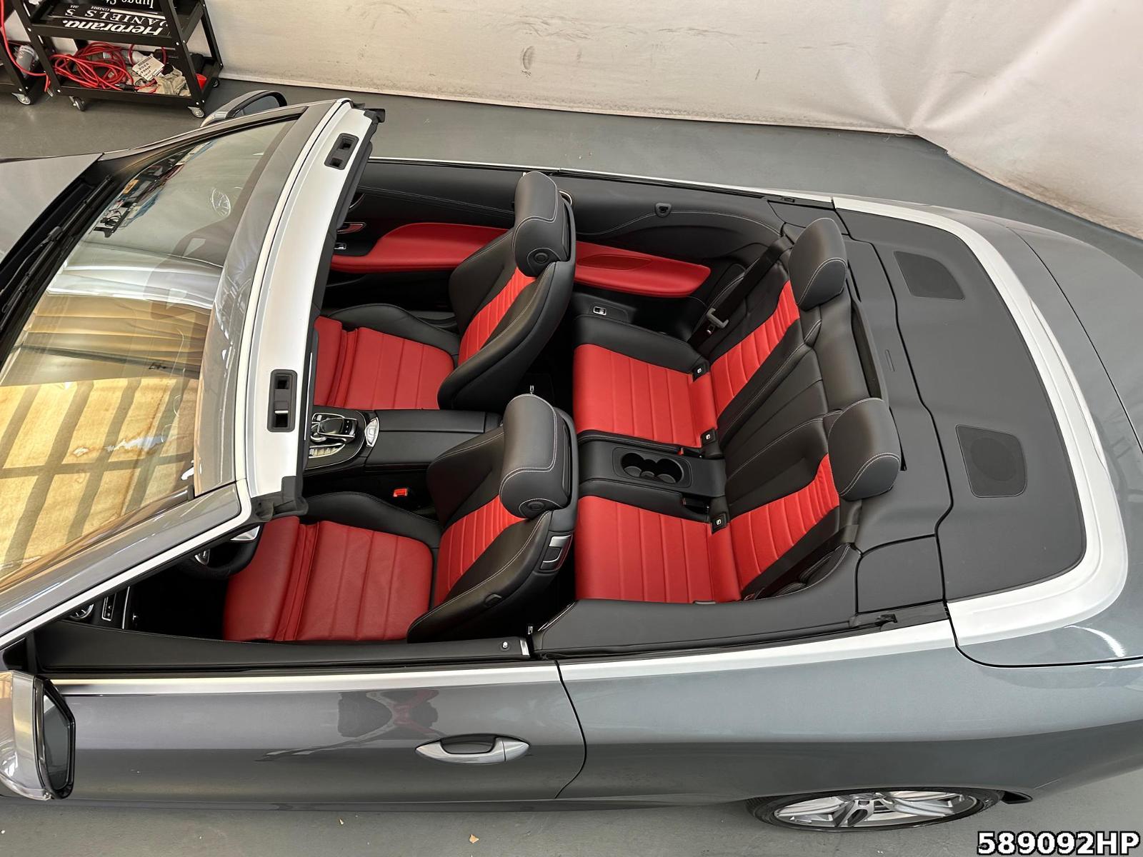 Fahrzeugabbildung Mercedes-Benz E 300 Cabriolet AMG Comand Kamera Distronic LED