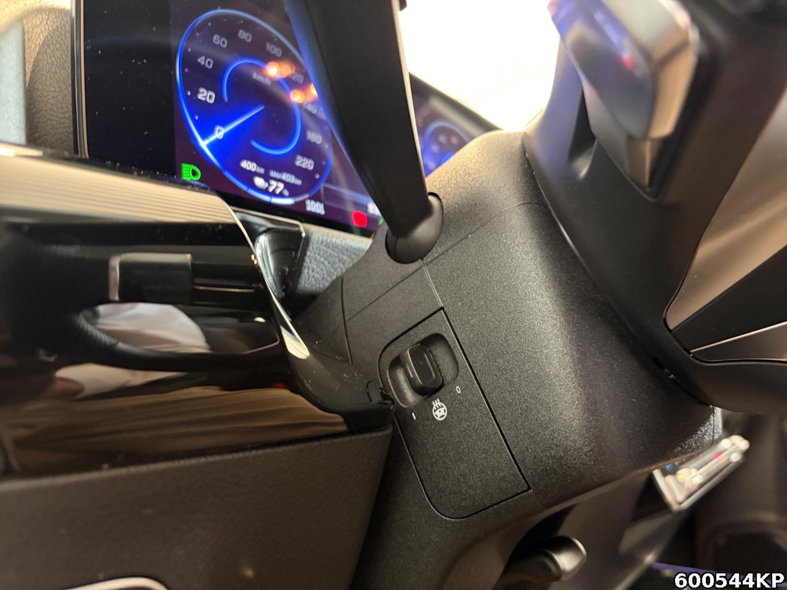 Fahrzeugabbildung Mercedes-Benz EQA Electric Art AHK Distronic CarPlay Totw.