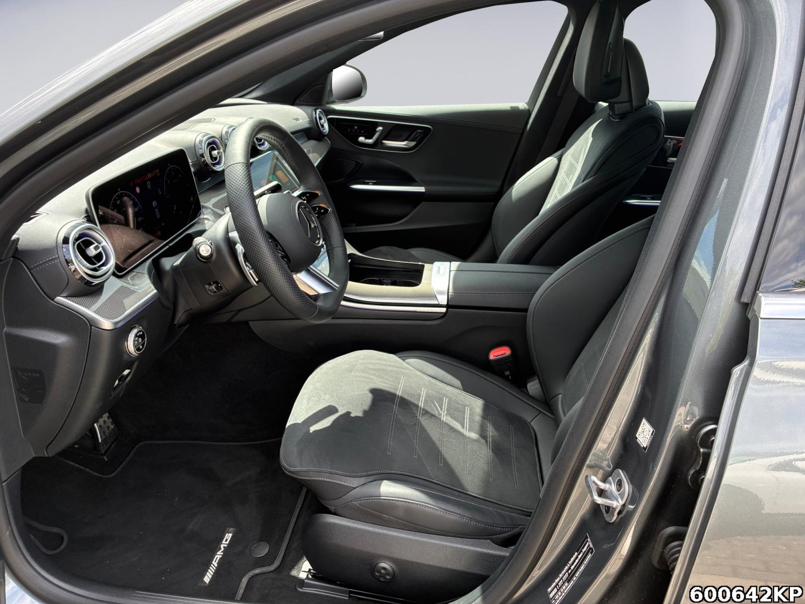 Fahrzeugabbildung Mercedes-Benz C 300 d T AMG AHK 360° Distronic Memory DigitalL