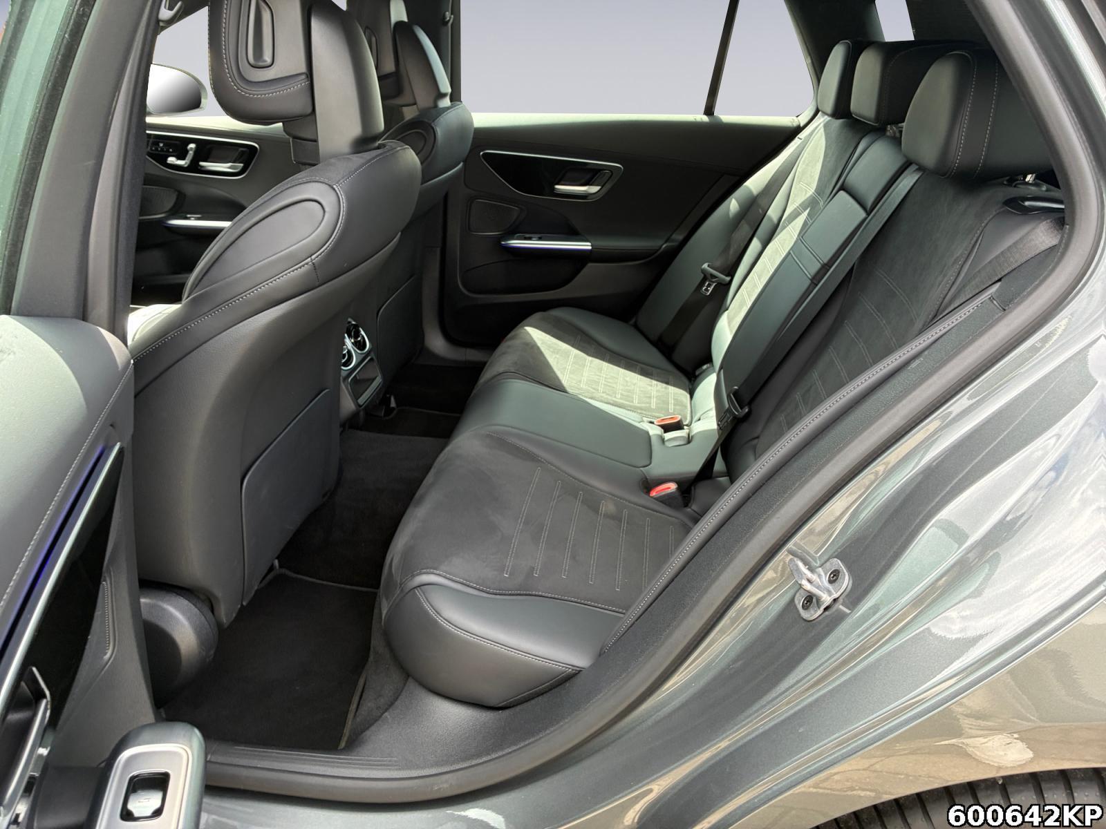 Fahrzeugabbildung Mercedes-Benz C 300 d T AMG AHK 360° Distronic Memory DigitalL