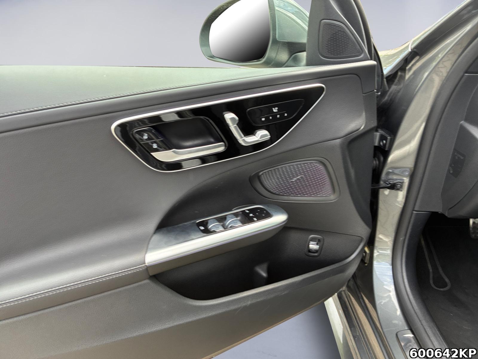 Fahrzeugabbildung Mercedes-Benz C 300 d T AMG AHK 360° Distronic Memory DigitalL