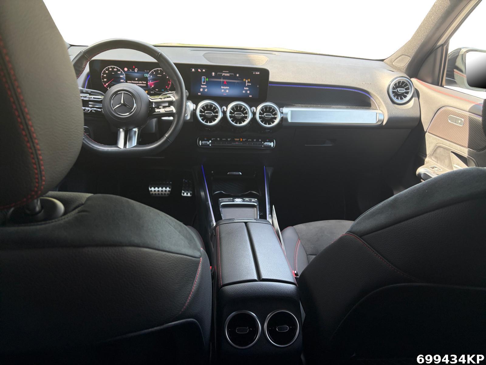 Fahrzeugabbildung Mercedes-Benz GLB 250 4M AMG AHK MULTIBEAM Standhzg KEYLESS