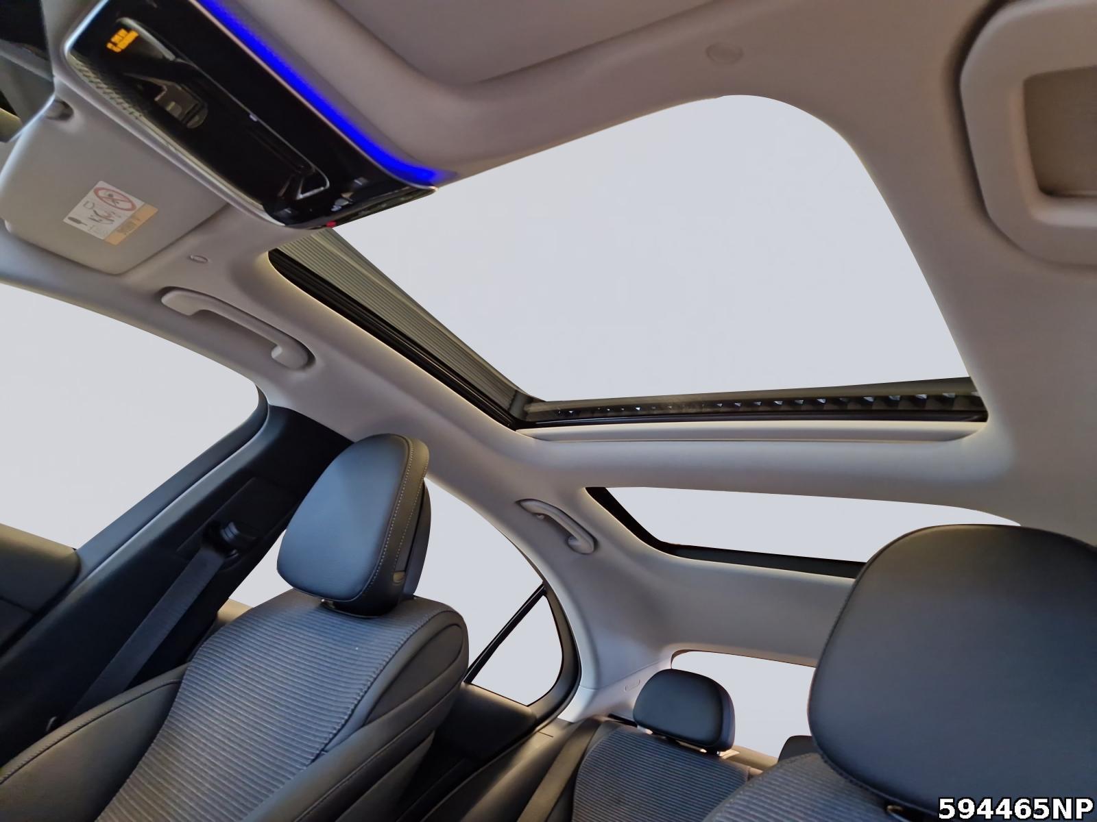 Fahrzeugabbildung Mercedes-Benz C 180 Avantgarde Pano LED Ambiente Kamera Lhz