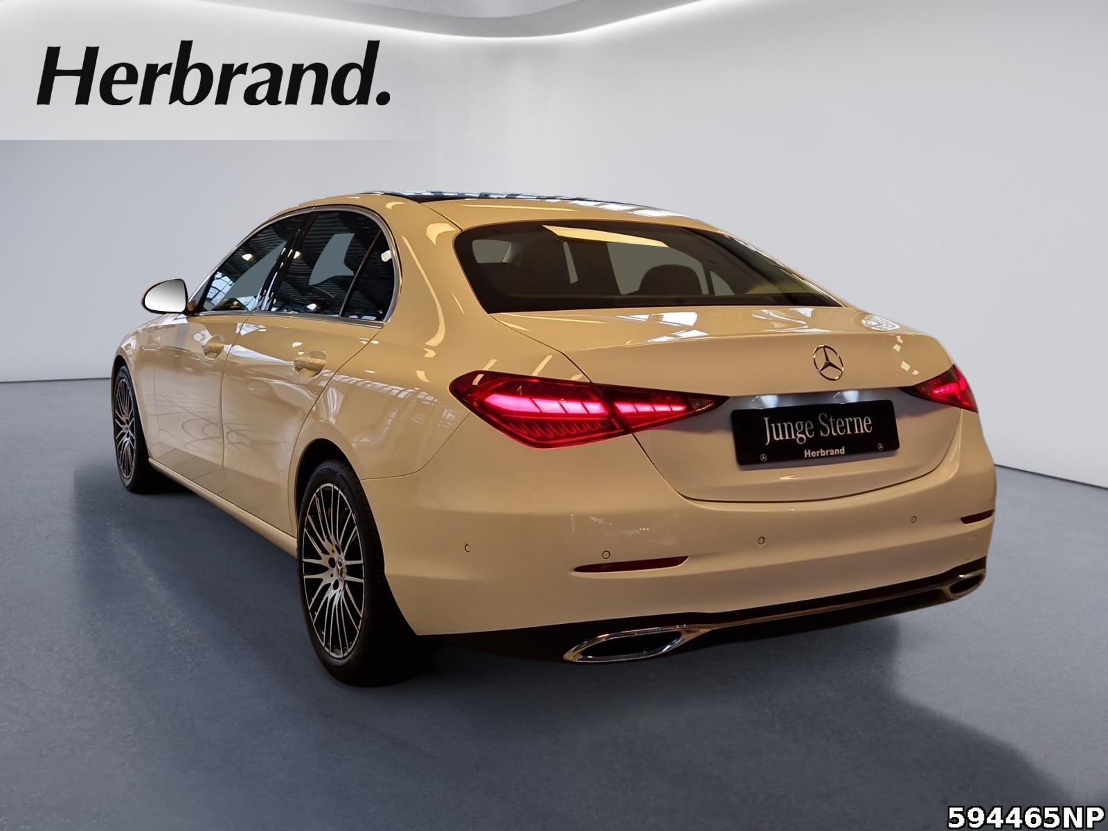Fahrzeugabbildung Mercedes-Benz C 180 Avantgarde Pano LED Ambiente Kamera Lhz