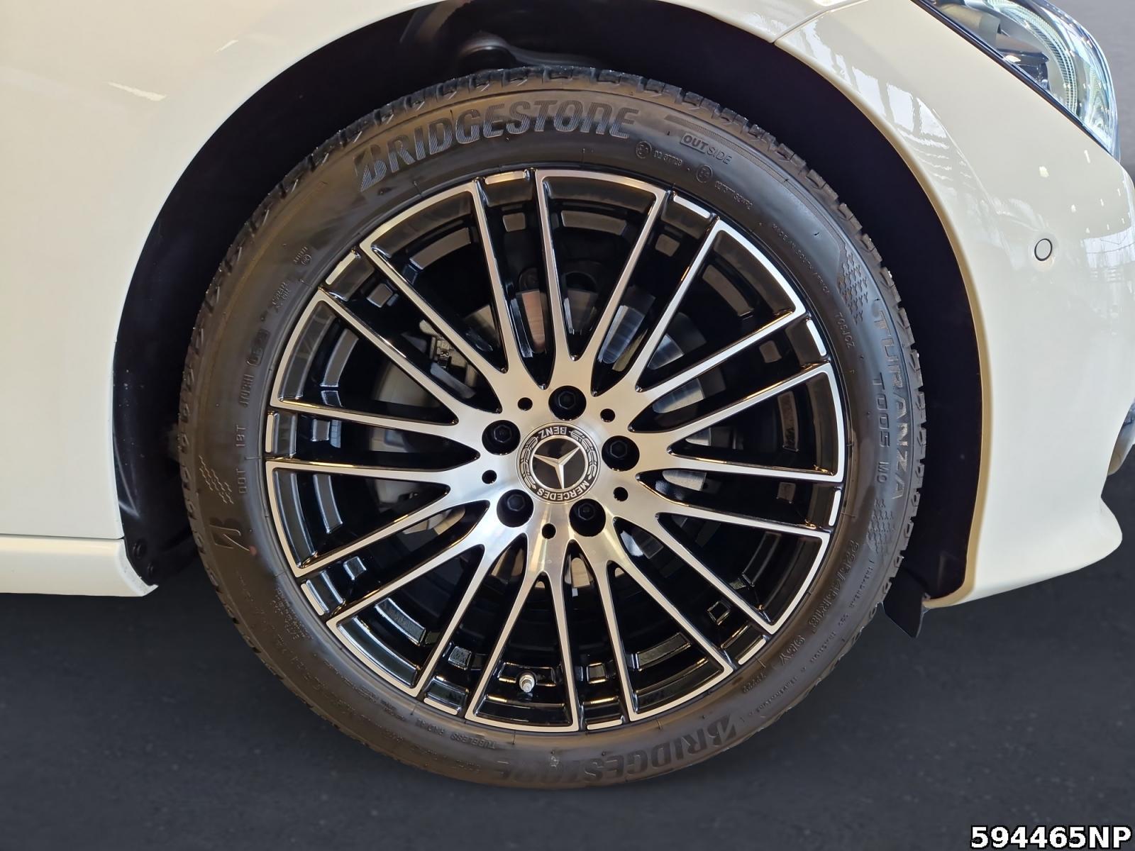 Fahrzeugabbildung Mercedes-Benz C 180 Avantgarde Pano LED Ambiente Kamera Lhz