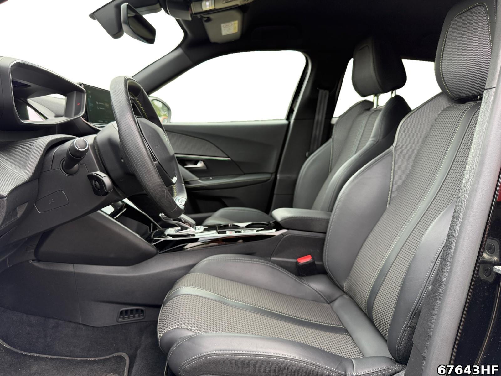 Fahrzeugabbildung Peugeot 2008 GT