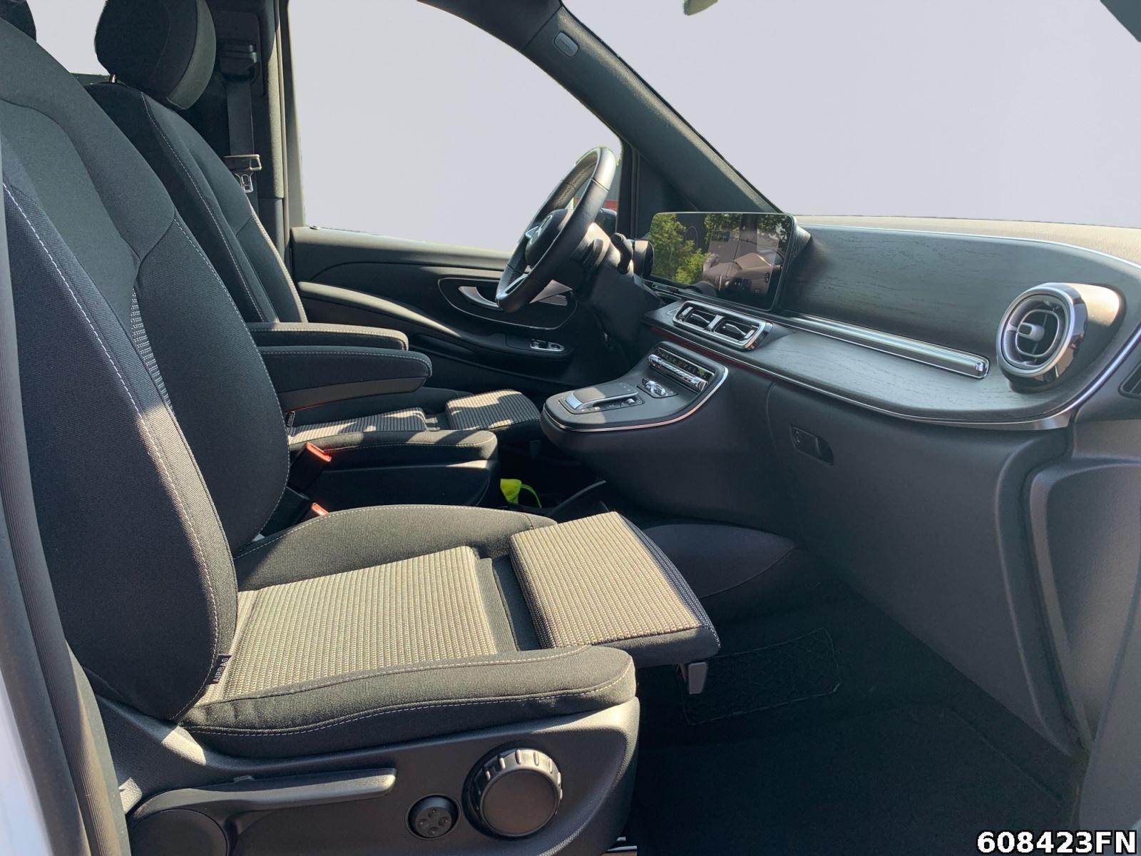 Fahrzeugabbildung Mercedes-Benz V 250 STYLE L AMG 360° KAM*AHK*TISCH*NIGHT-PAKET