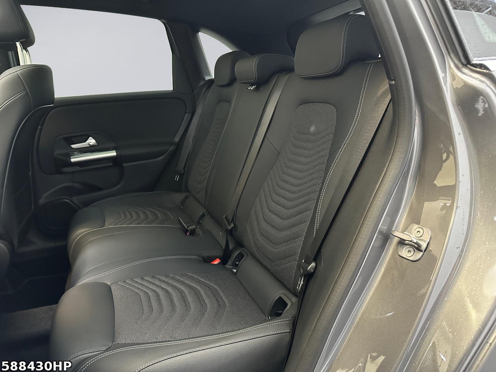Fahrzeugabbildung Mercedes-Benz B 180 Progressive Panorama AHK Rückfahrkamera