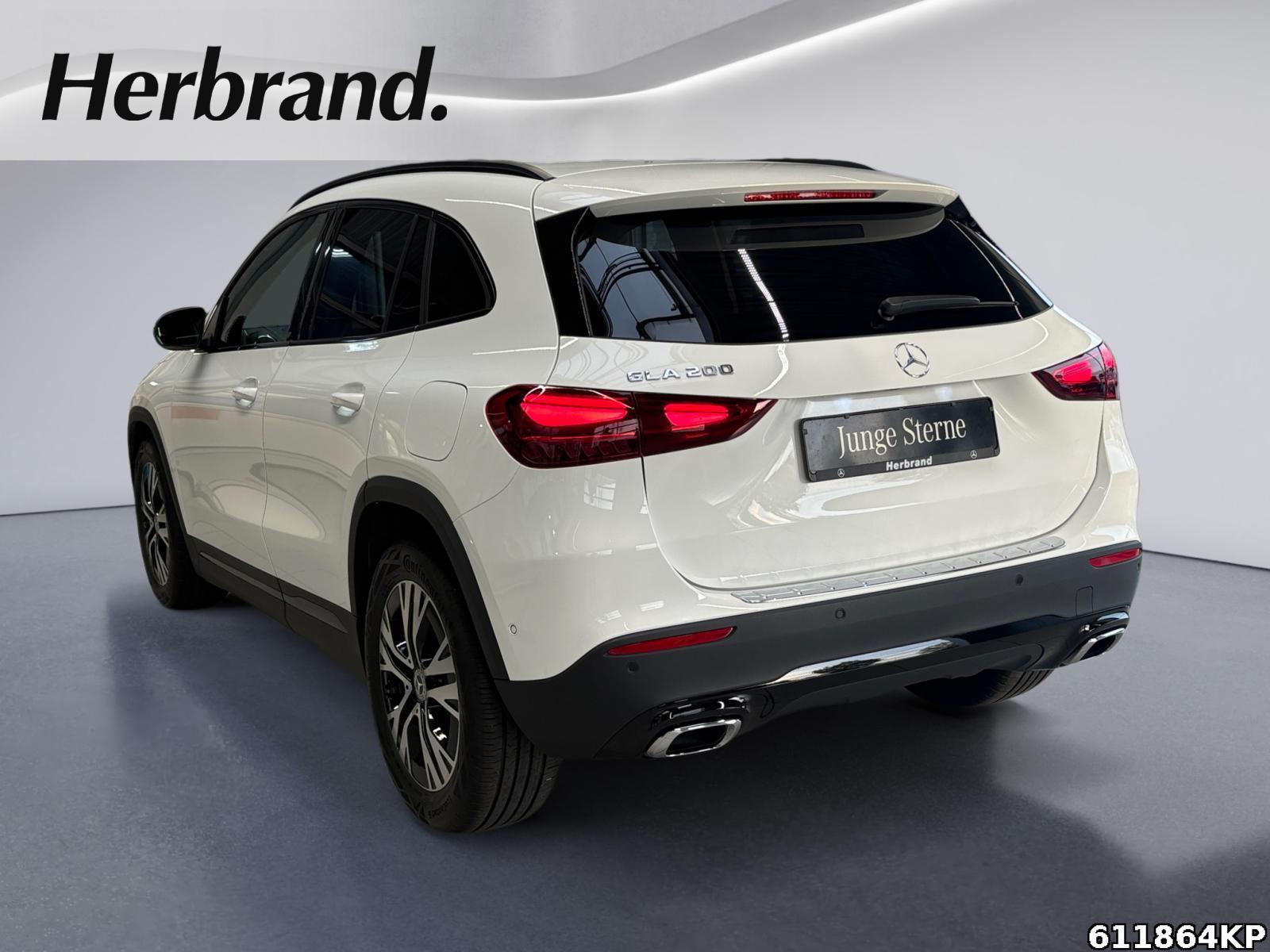 Fahrzeugabbildung Mercedes-Benz GLA 200 Progressive