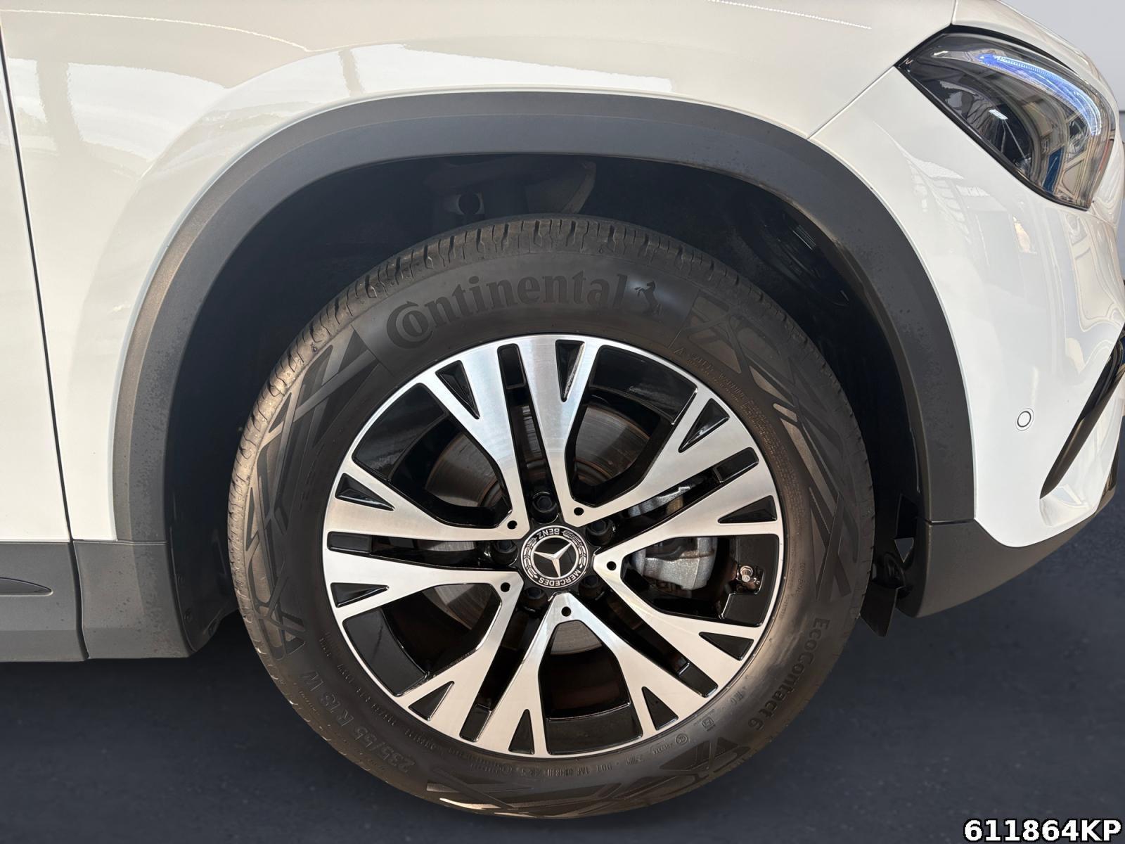 Fahrzeugabbildung Mercedes-Benz GLA 200 Progressive