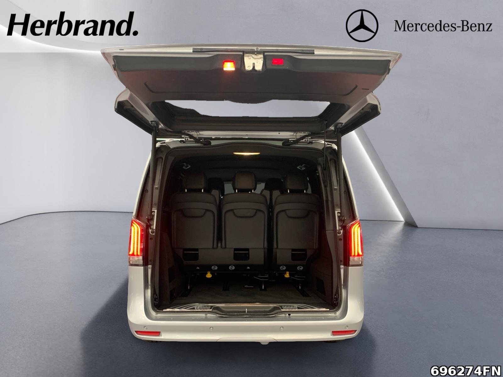 Fahrzeugabbildung Mercedes-Benz V 300 AVG/L *BURMESTER*AHK*360° KAM*7 SITZE*UVM