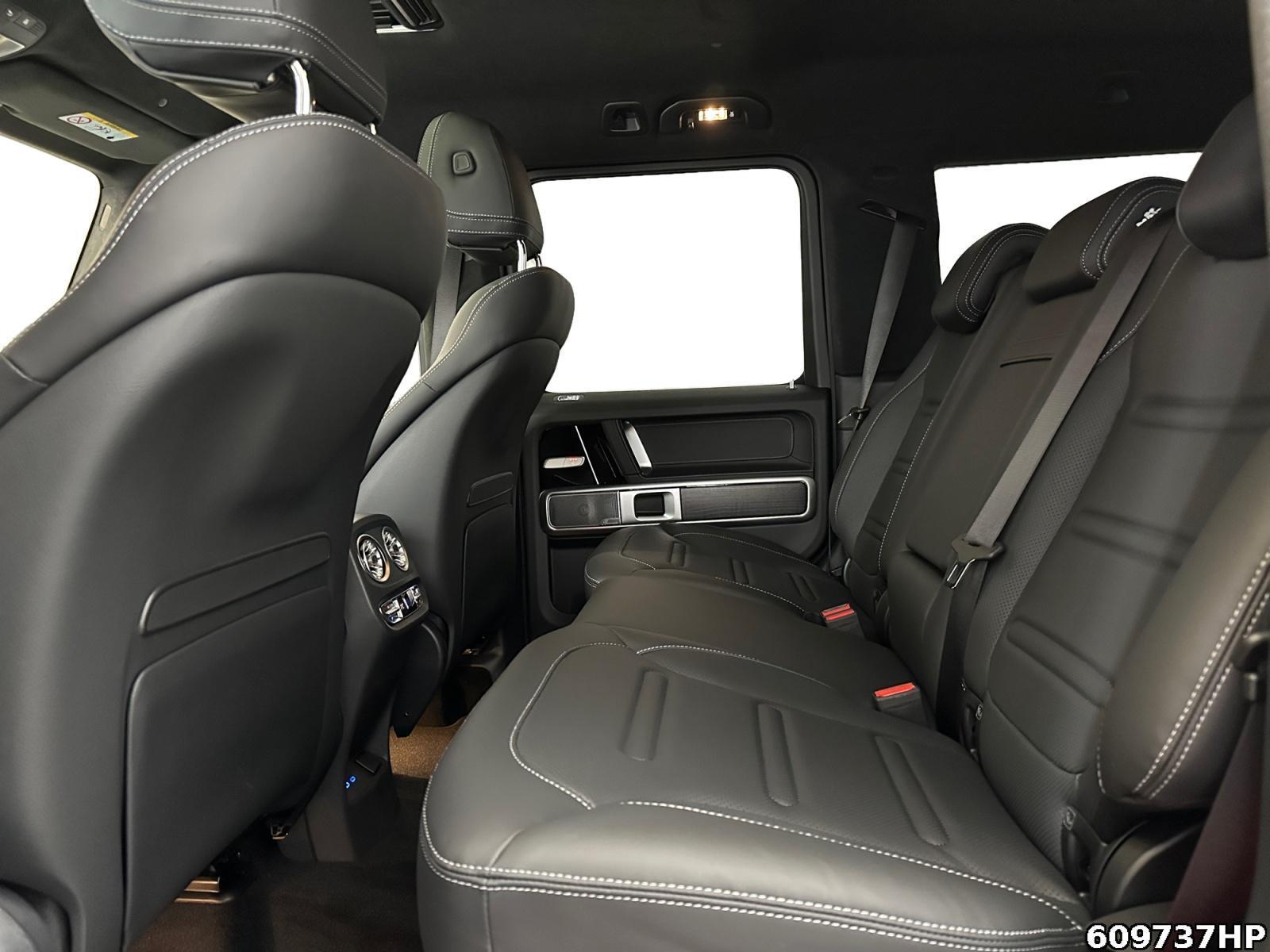Fahrzeugabbildung Mercedes-Benz G 450 d +AMG+NIGHT+STANDHZG+MASSAGE+360°+KEYLES+