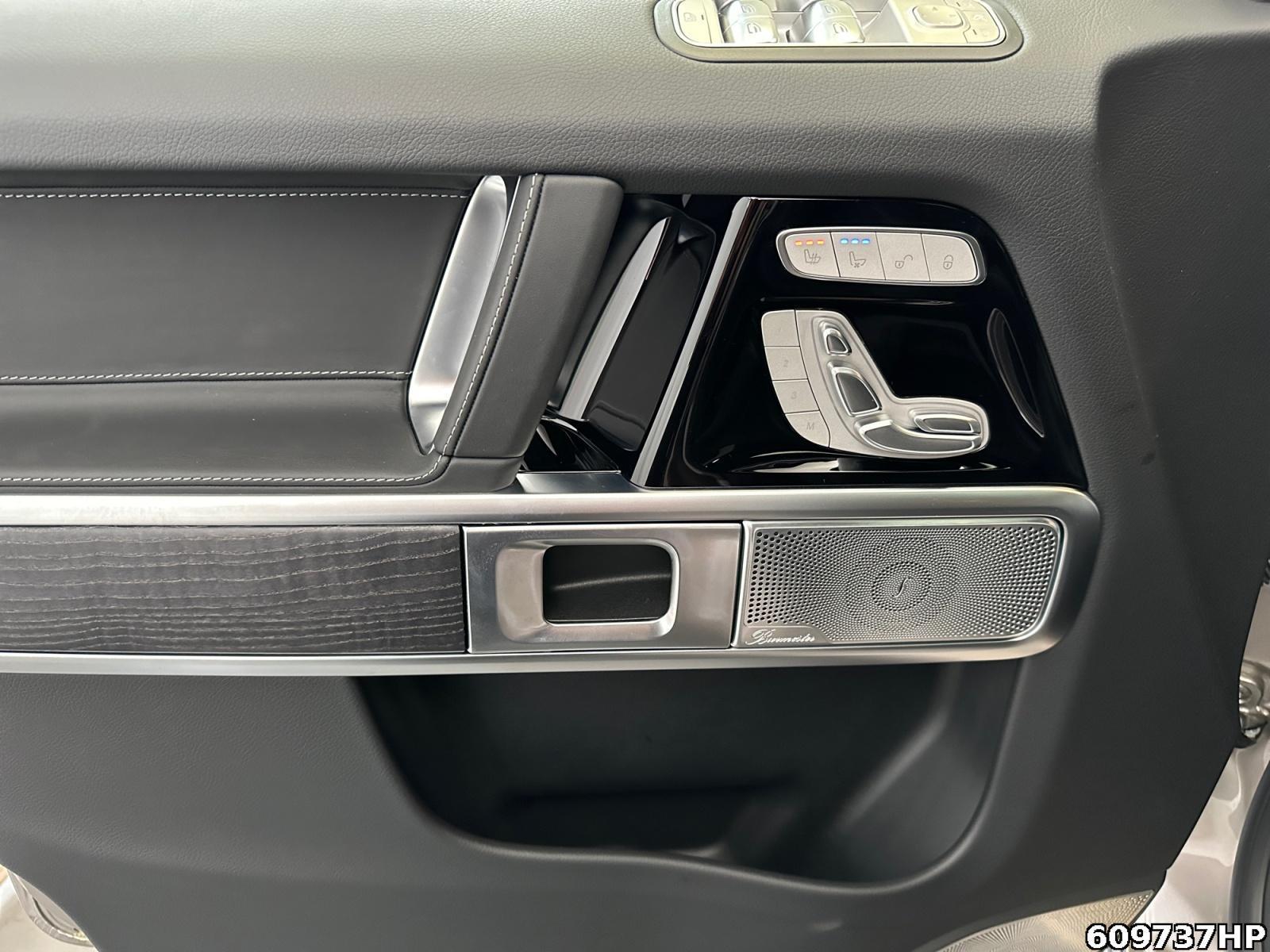 Fahrzeugabbildung Mercedes-Benz G 450 d +AMG+NIGHT+STANDHZG+MASSAGE+360°+KEYLES+