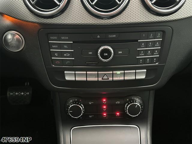 Fahrzeugabbildung Mercedes-Benz B 180 Urban Navigation Parktronik Tempomat PDC