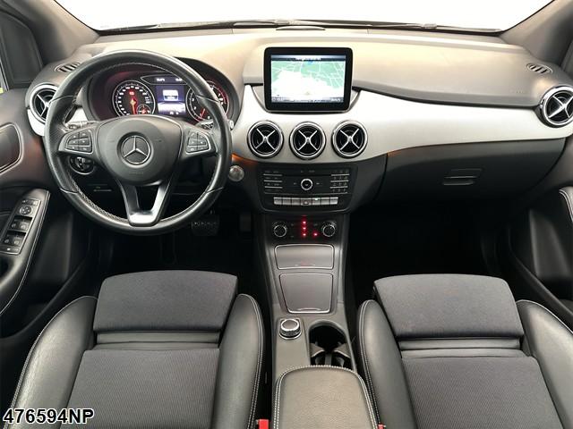 Fahrzeugabbildung Mercedes-Benz B 180 Urban Navigation Parktronik Tempomat PDC