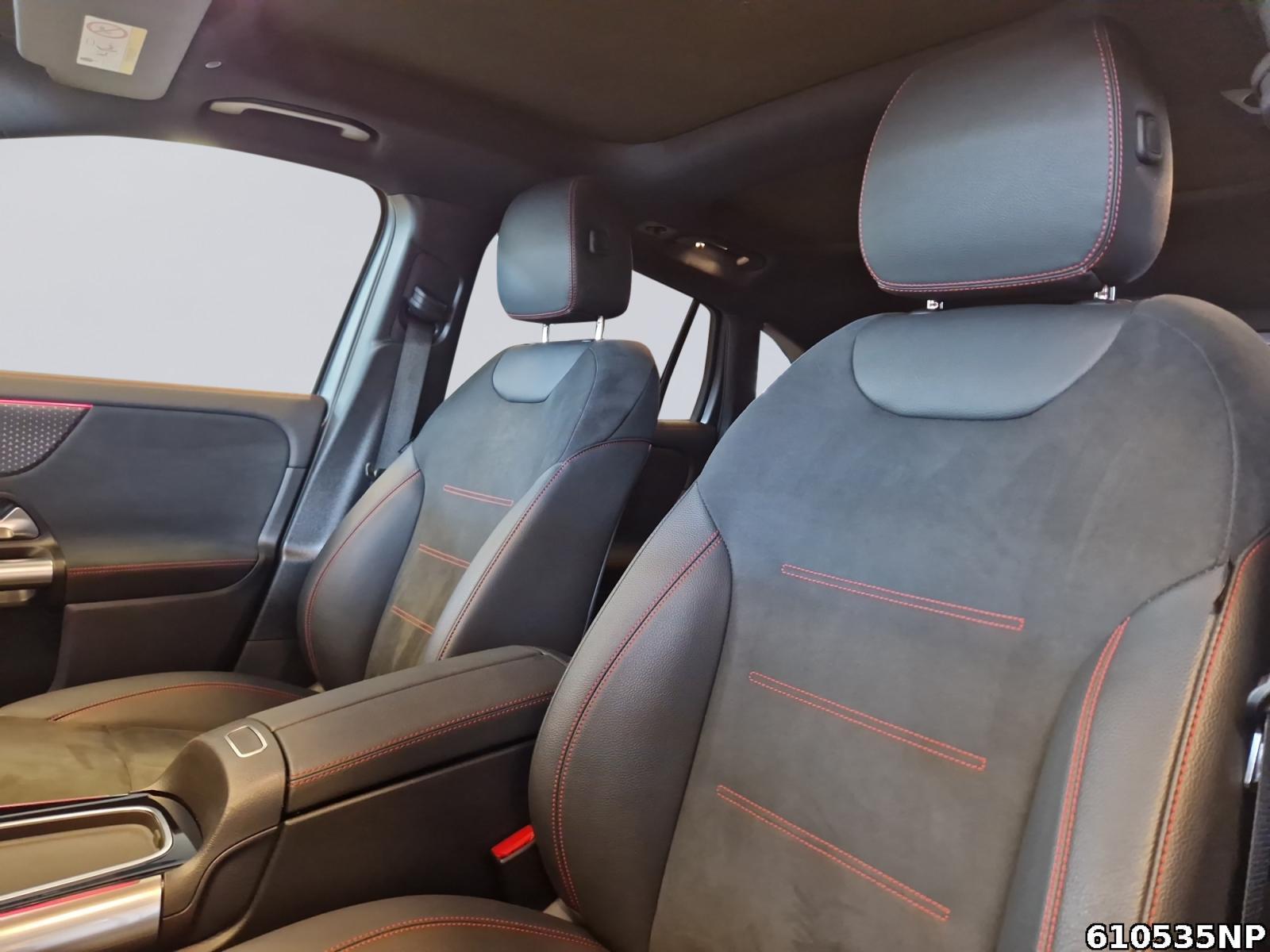 Fahrzeugabbildung Mercedes-Benz EQA AMG Distronic Kamera Pano Standh Totw.