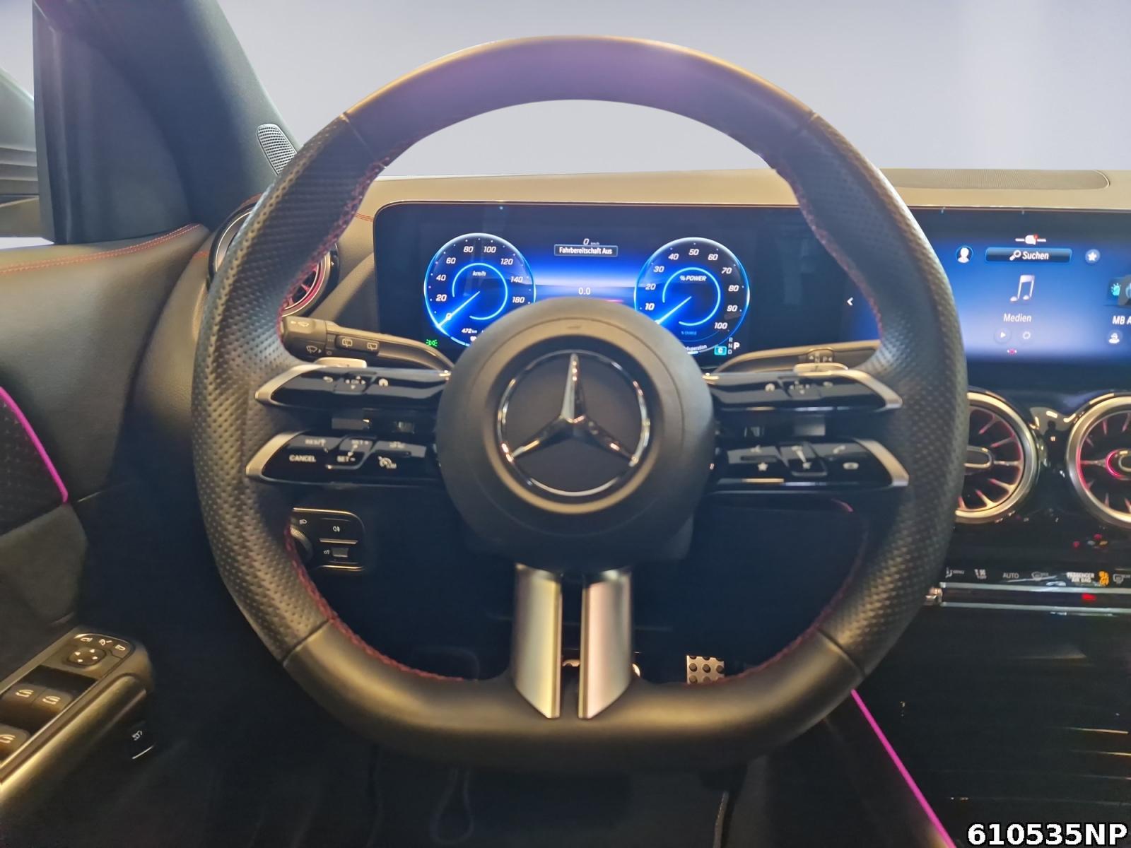 Fahrzeugabbildung Mercedes-Benz EQA AMG Distronic Kamera Pano Standh Totw.