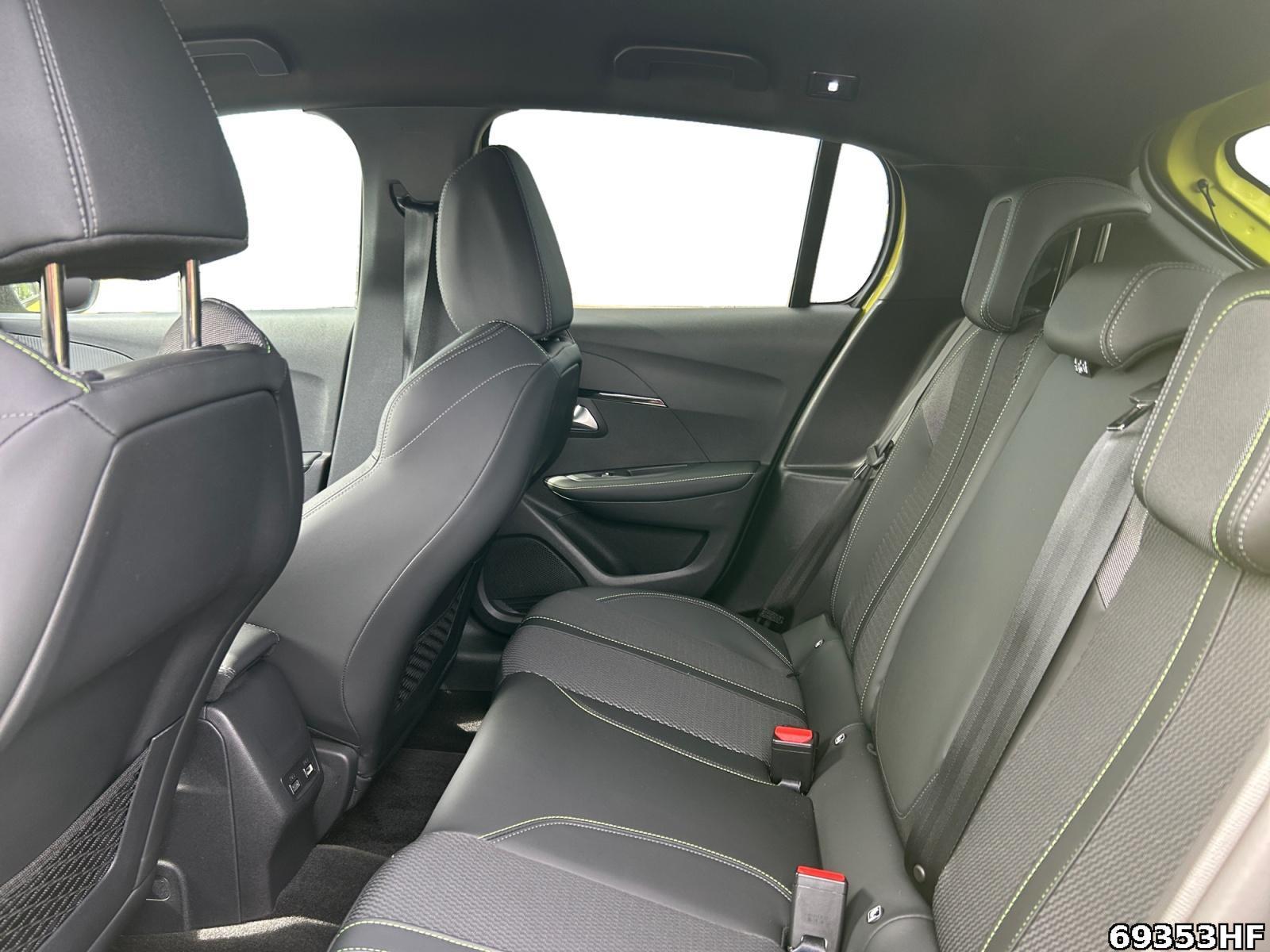 Fahrzeugabbildung Peugeot 208
