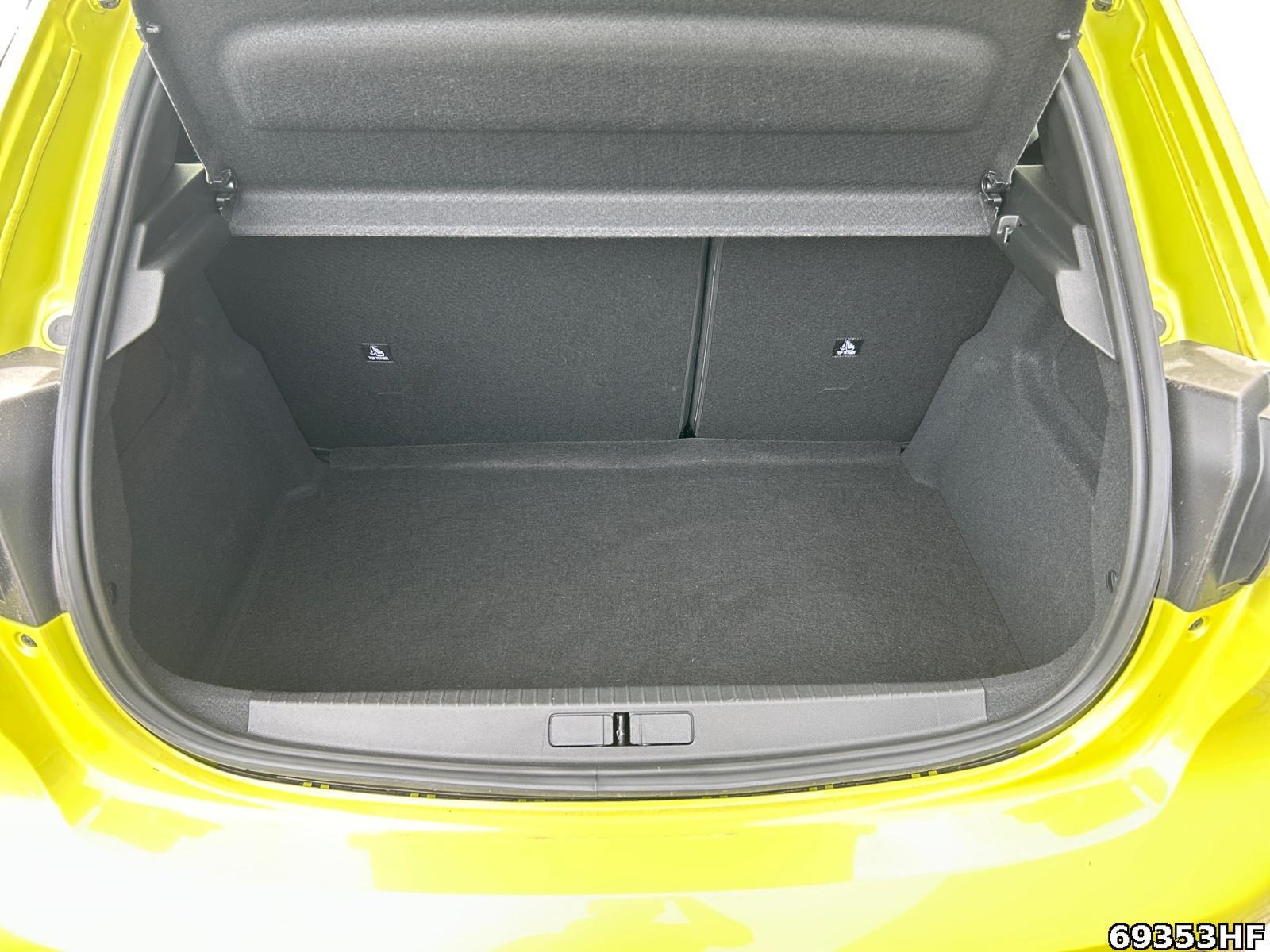 Fahrzeugabbildung Peugeot 208