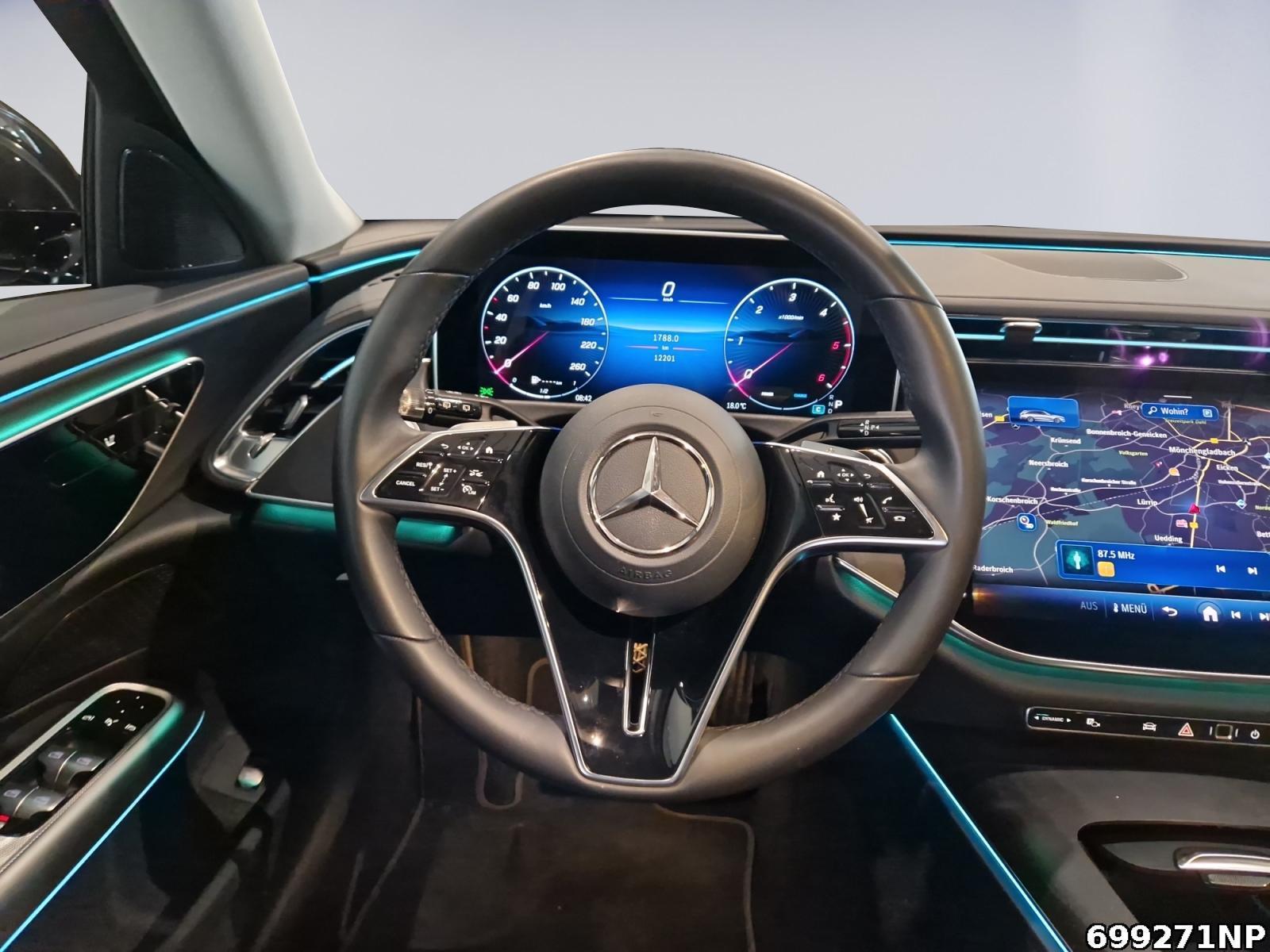 Fahrzeugabbildung Mercedes-Benz E 220 d T Avantgarde AHK DISTRONIC LED Ambiente