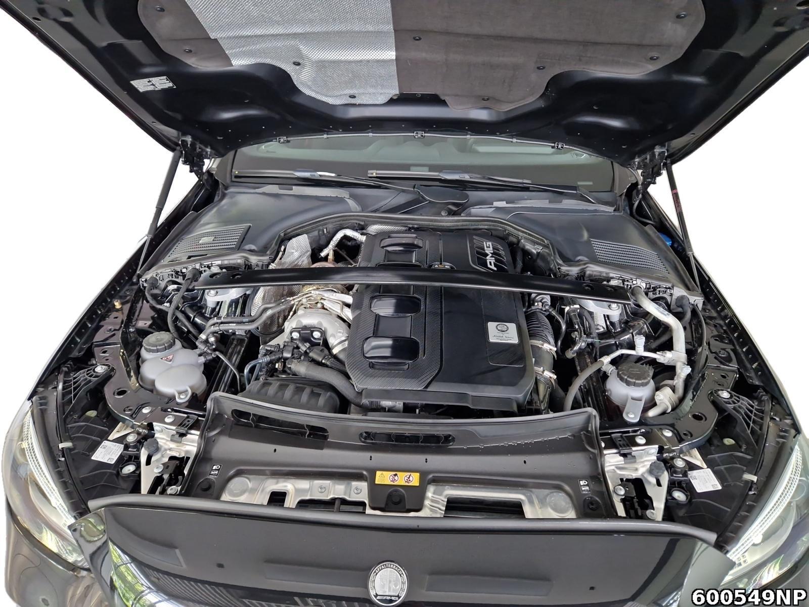 Fahrzeugabbildung Mercedes-Benz C 43 AMG T 4matic Night Pano 360° Standheizung