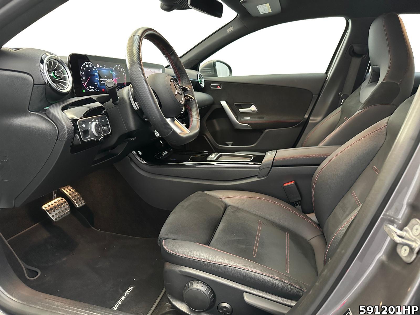 Fahrzeugabbildung Mercedes-Benz A 200 AMG DISTRONIC Ambiente Kamera 18