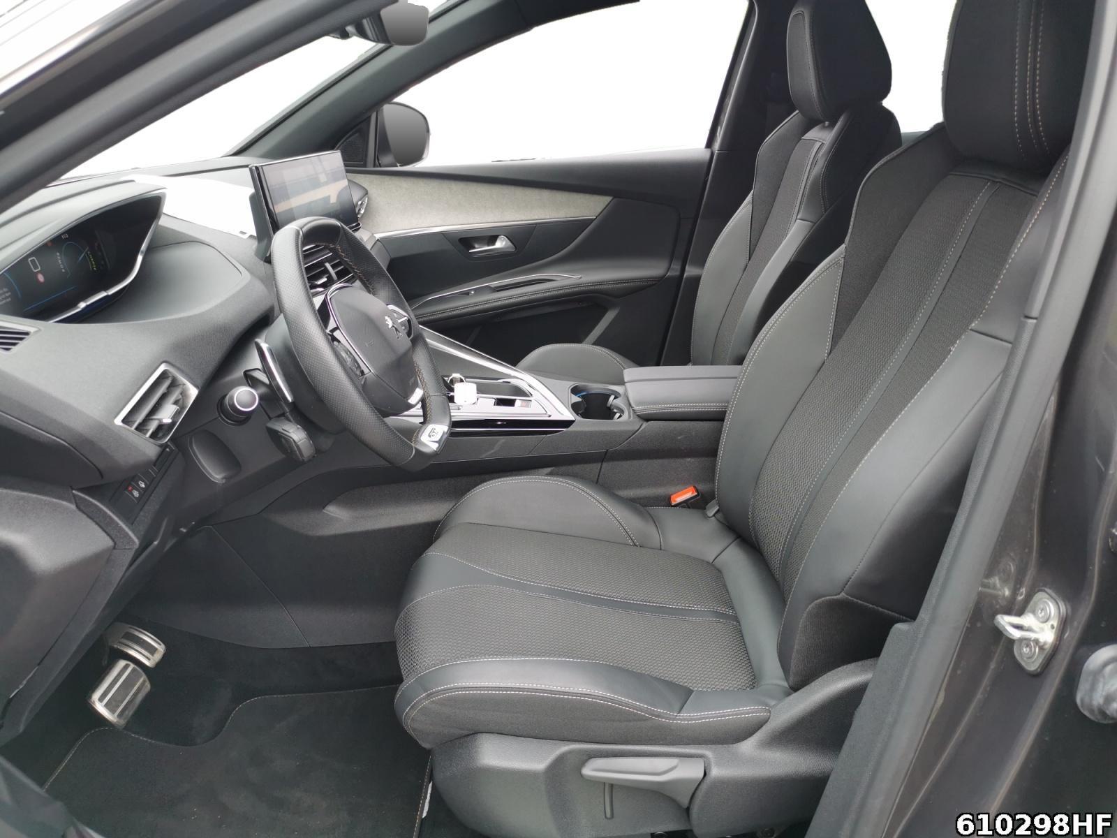 Fahrzeugabbildung Peugeot 3008 1.2 Hybrid 136 GT **SHZ**LED**CARPLAY