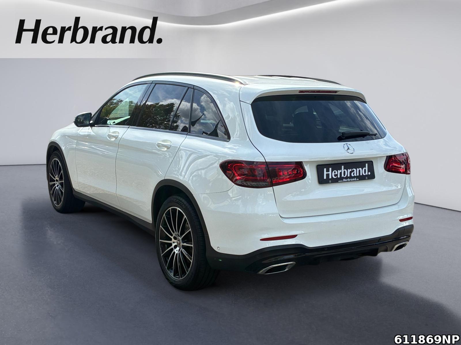 Fahrzeugabbildung Mercedes-Benz GLC 300 d 4M AMG AHK Pano Night CarPlay
