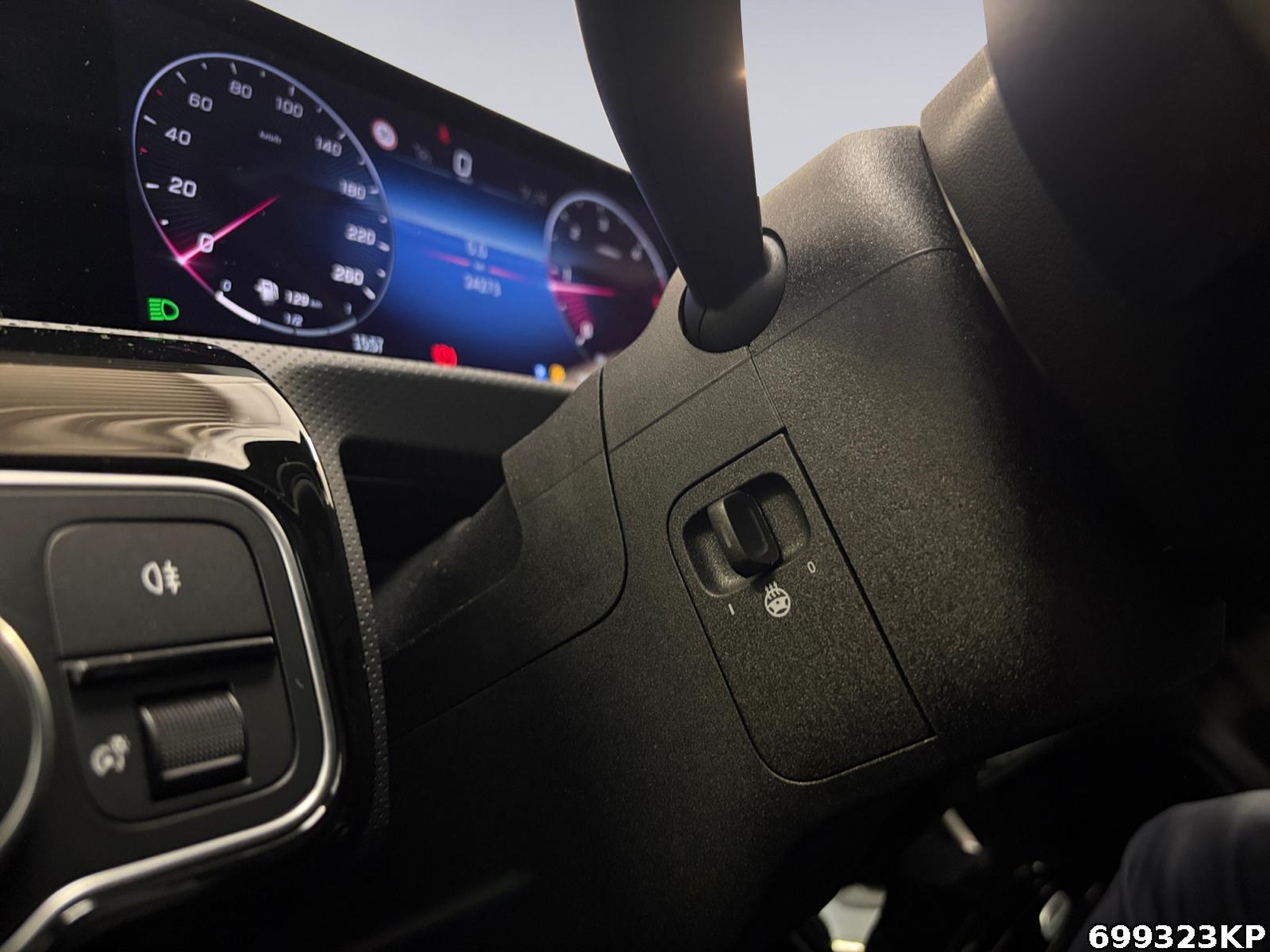 Fahrzeugabbildung Mercedes-Benz A 200 d Progressive Lenkradhzg Kamera CarPlay