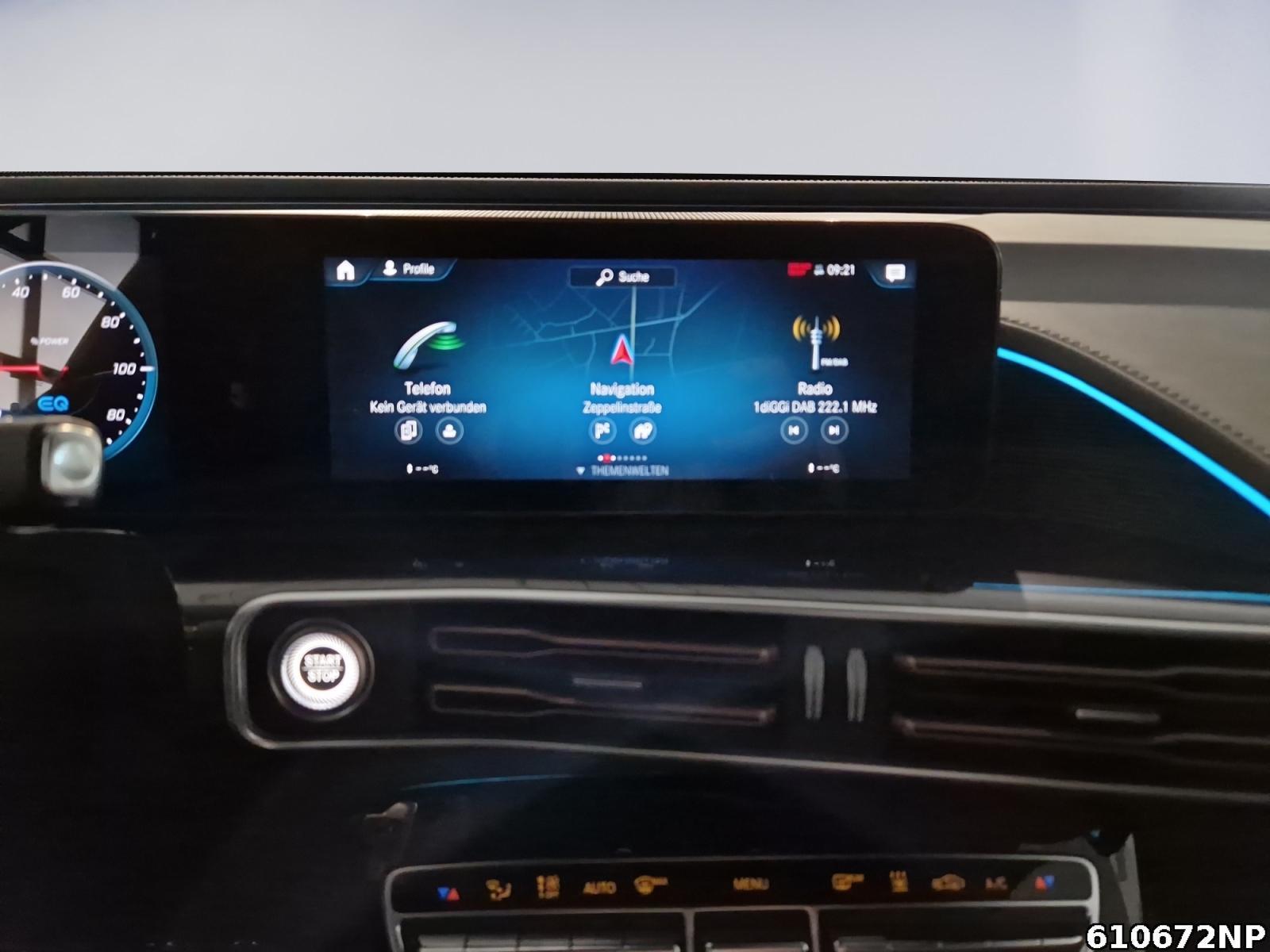 Fahrzeugabbildung Mercedes-Benz EQC 4M AMG 360° Distronic Mutlibeam Memory