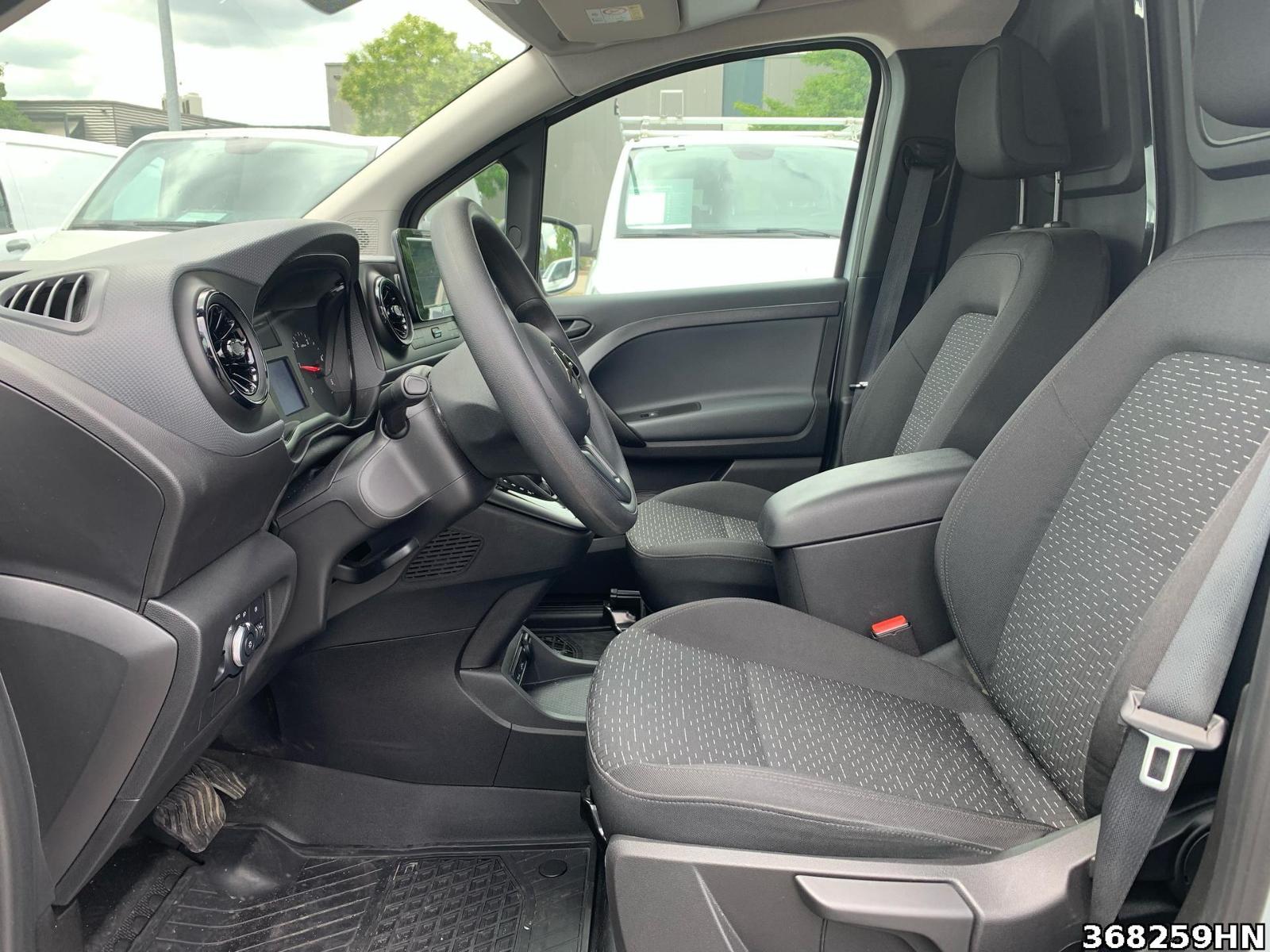 Fahrzeugabbildung Mercedes-Benz Citan 112 XXL *AHK**MBUX**NAVI**DAB**AUTOMATIK*
