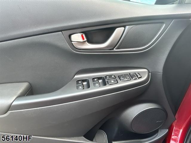 Fahrzeugabbildung Hyundai Kona Premium SHZ+LEDER+TEMPOMAT+LANEASSIST+NAVI