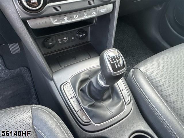 Fahrzeugabbildung Hyundai Kona Premium SHZ+LEDER+TEMPOMAT+LANEASSIST+NAVI