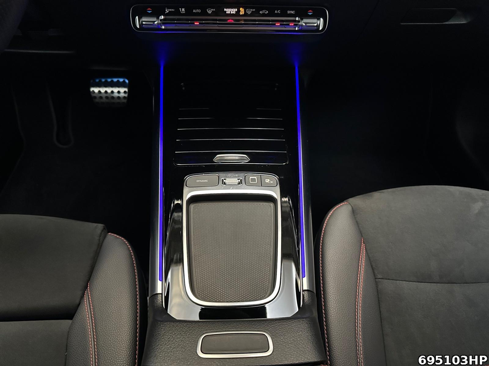 Fahrzeugabbildung Mercedes-Benz GLA 220 4M AMG Night AHK LED EASYPACK KEYLESS