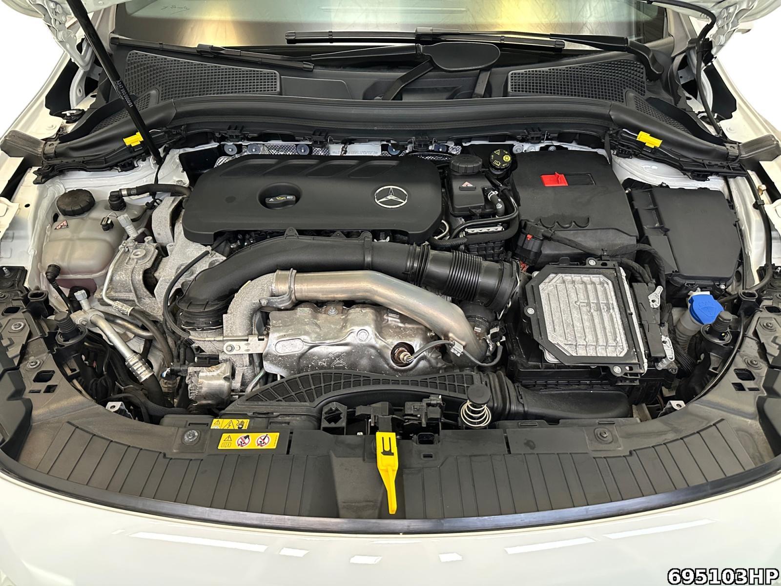 Fahrzeugabbildung Mercedes-Benz GLA 220 4M AMG Night AHK LED EASYPACK KEYLESS