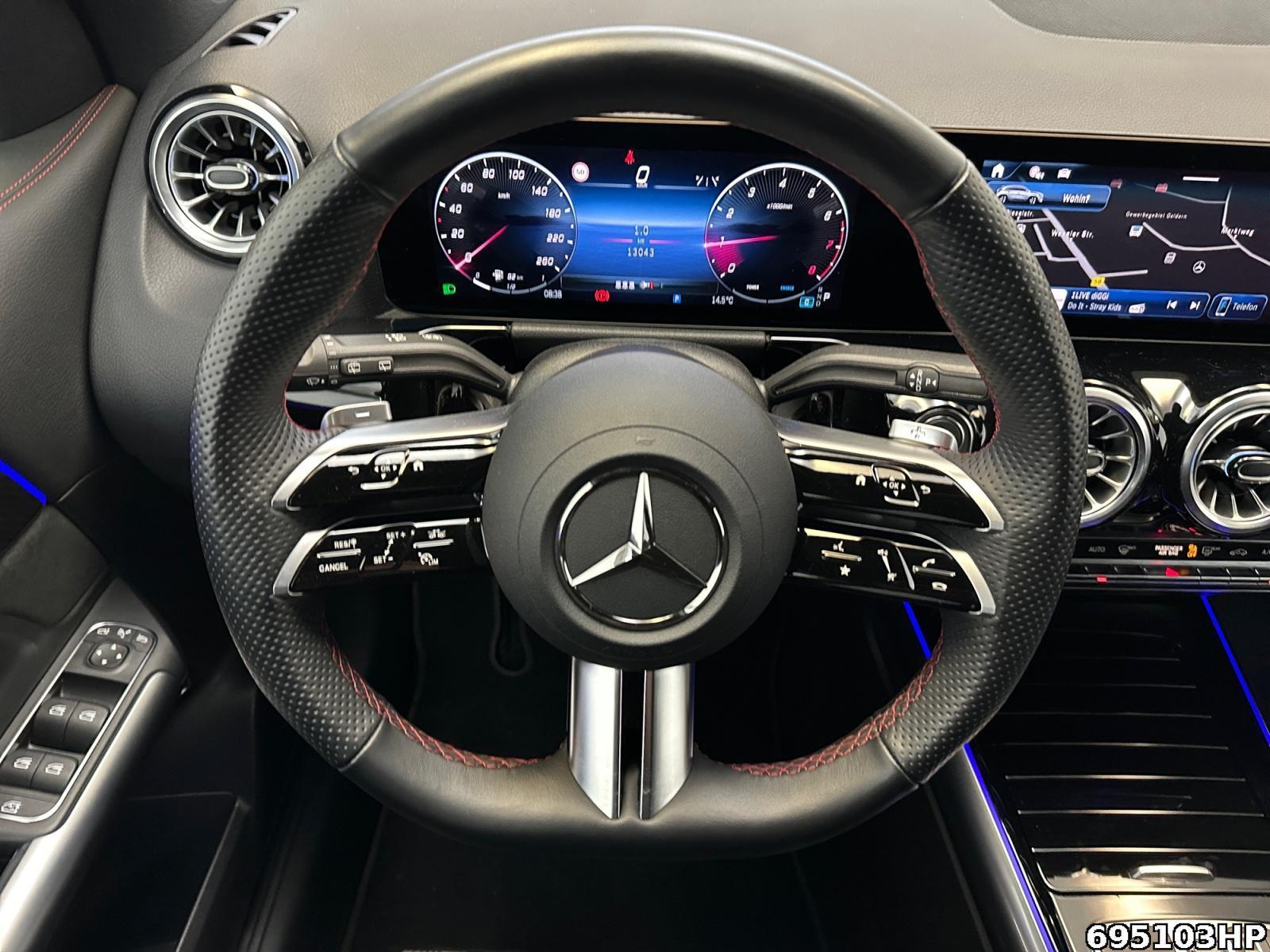 Fahrzeugabbildung Mercedes-Benz GLA 220 4M AMG Night AHK LED EASYPACK KEYLESS