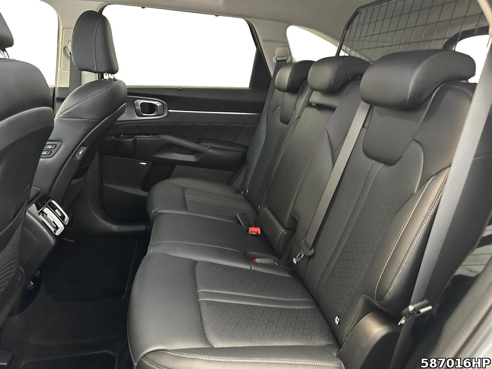Fahrzeugabbildung Kia Sorento 2.2 CRDi Spirit AHK, Distronic, BI-LED