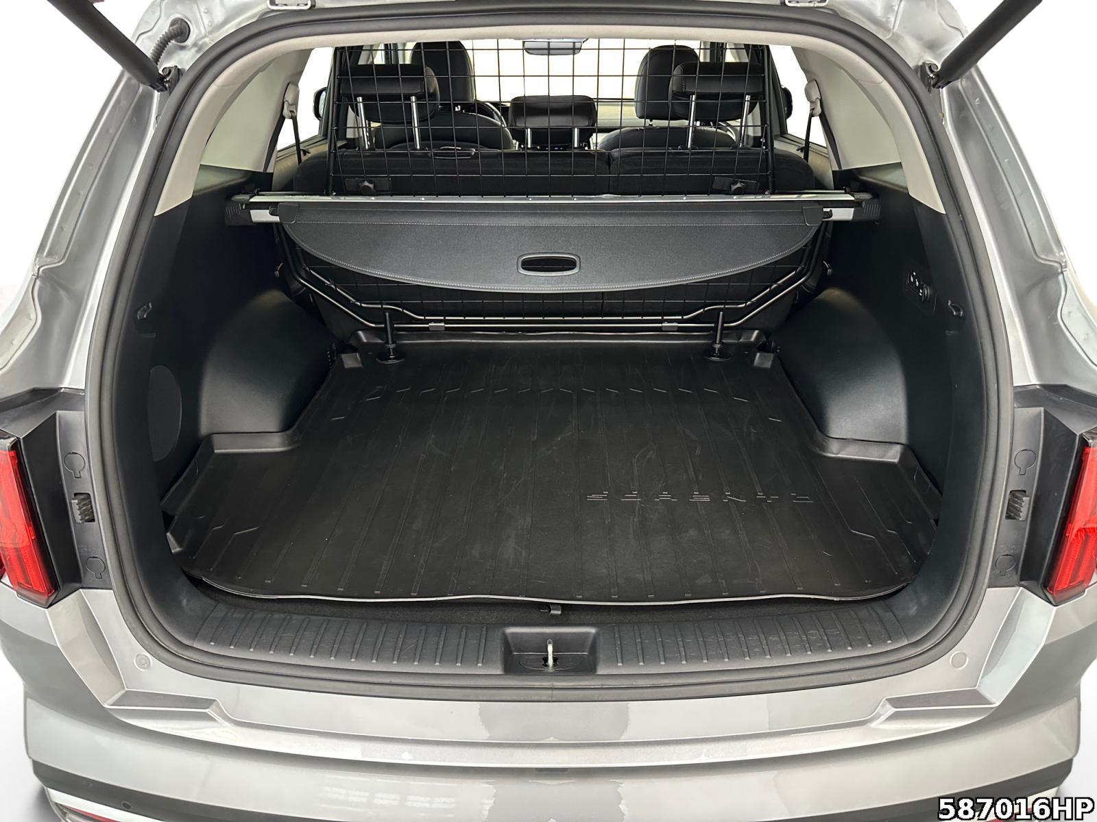 Fahrzeugabbildung Kia Sorento 2.2 CRDi Spirit AHK, Distronic, BI-LED