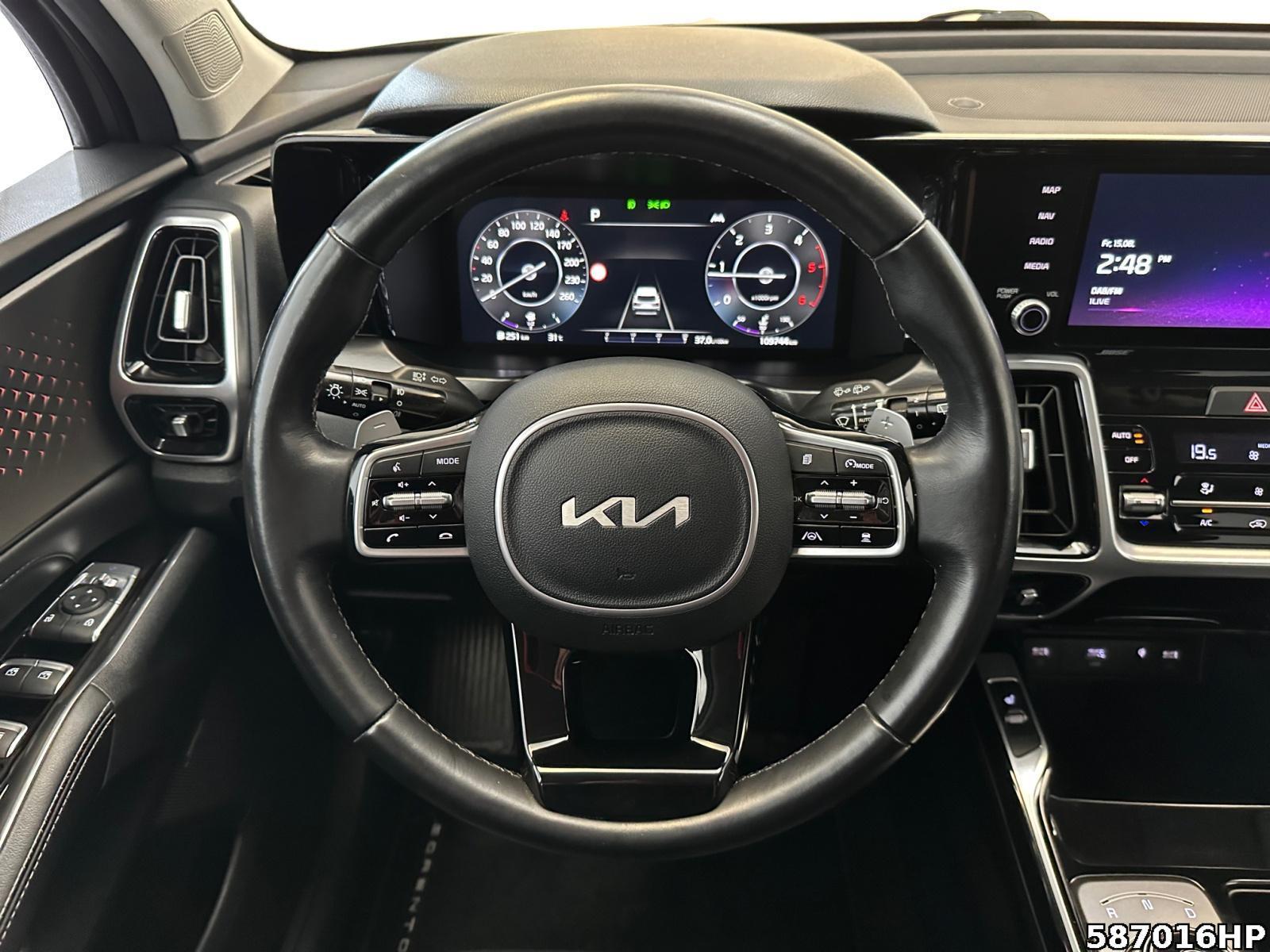 Fahrzeugabbildung Kia Sorento 2.2 CRDi Spirit AHK, Distronic, BI-LED