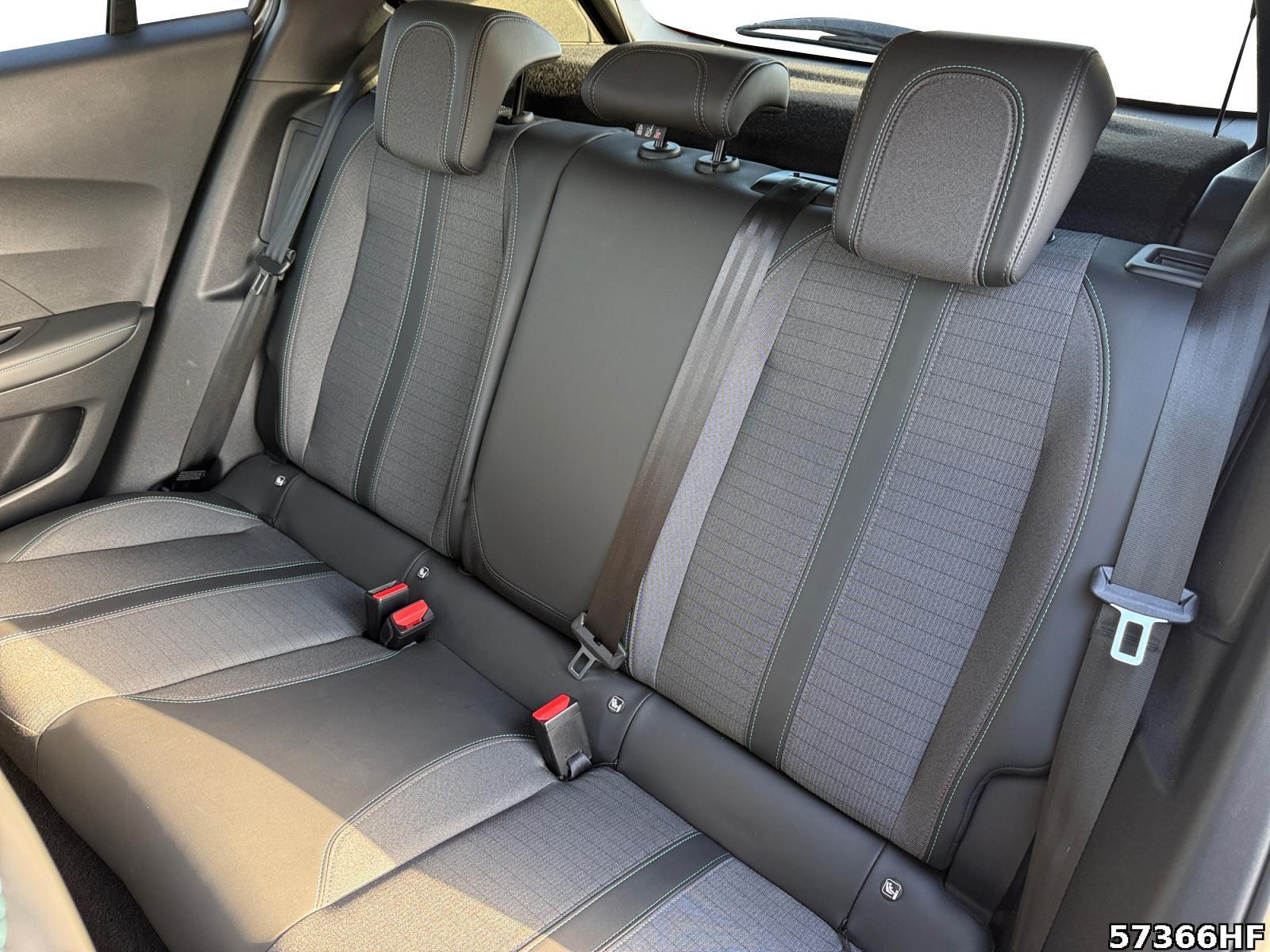 Fahrzeugabbildung Peugeot 2008 Allure Pack