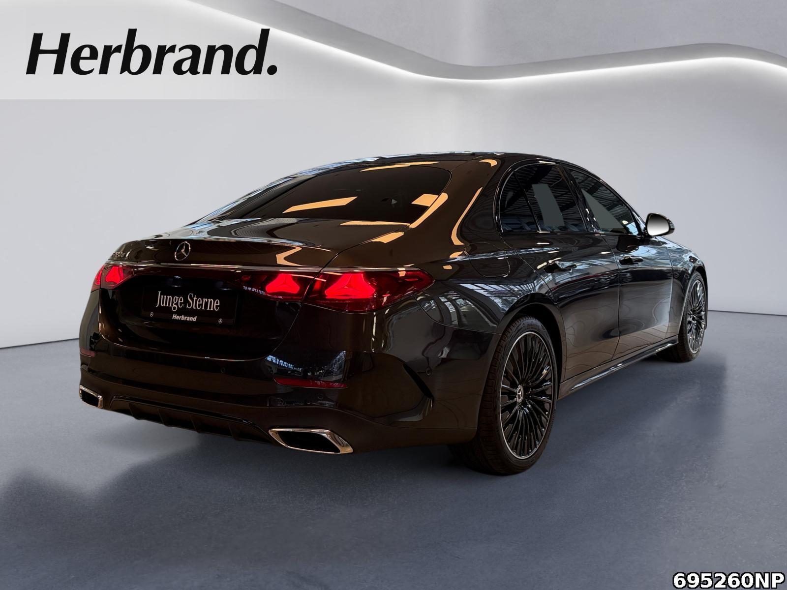 Fahrzeugabbildung Mercedes-Benz E 220 d AMG Night Pano Digital Distronic 20