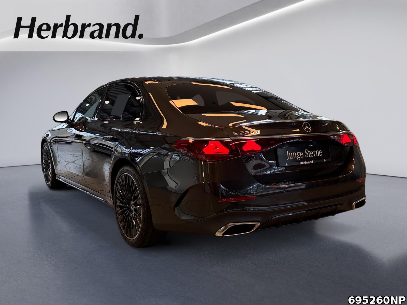 Fahrzeugabbildung Mercedes-Benz E 220 d AMG Night Pano Digital Distronic 20