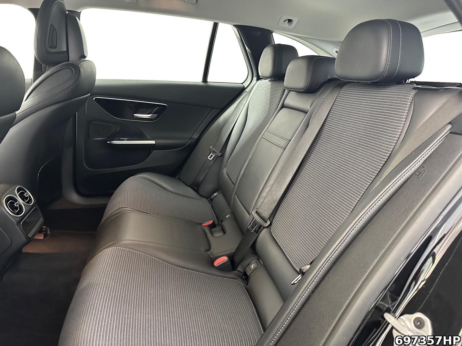 Fahrzeugabbildung Mercedes-Benz C 300 eT Avantgarde R-Kamera Totwinkel Carplay