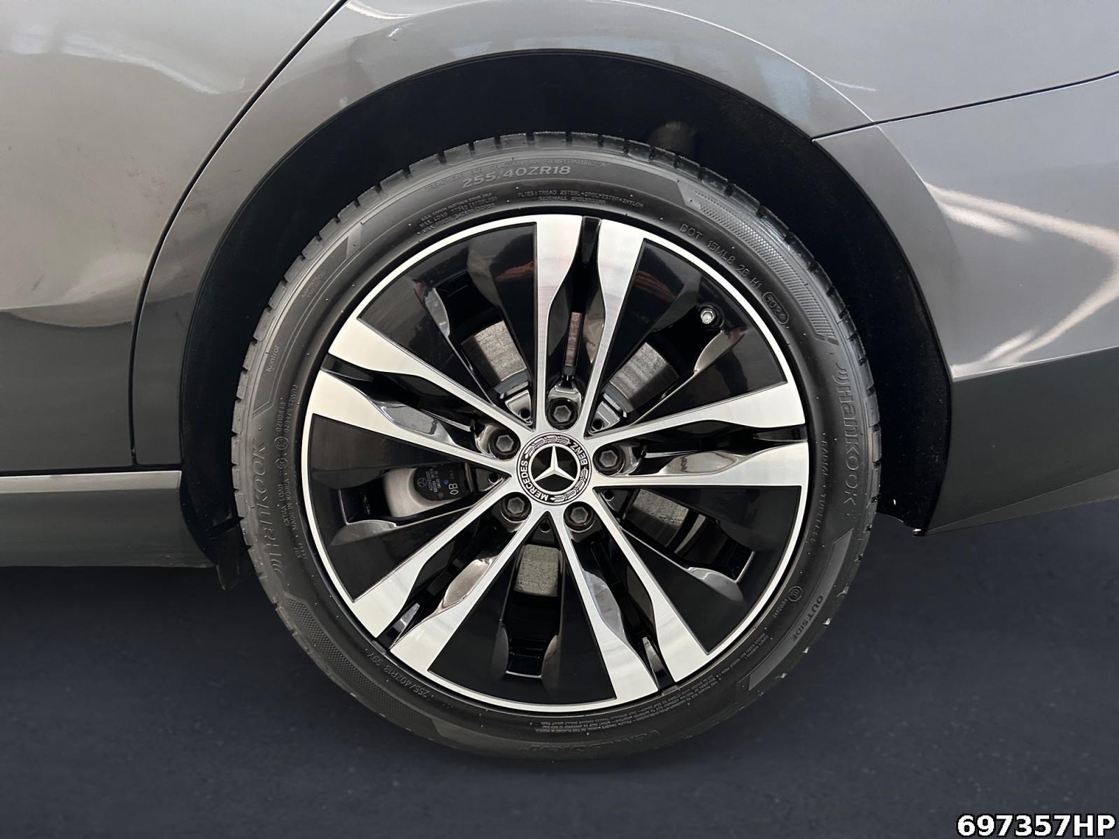 Fahrzeugabbildung Mercedes-Benz C 300 eT Avantgarde R-Kamera Totwinkel Carplay