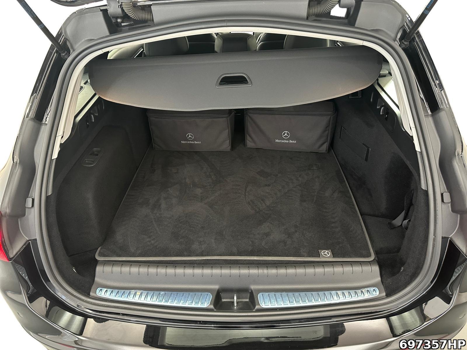 Fahrzeugabbildung Mercedes-Benz C 300 eT Avantgarde R-Kamera Totwinkel Carplay