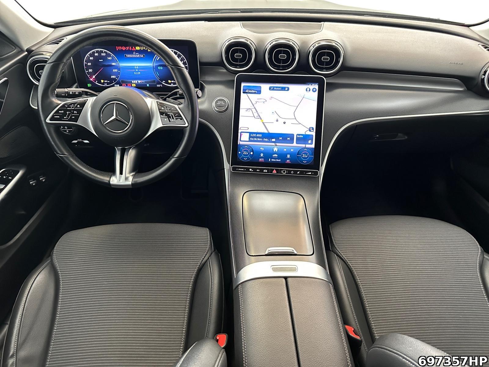 Fahrzeugabbildung Mercedes-Benz C 300 eT Avantgarde R-Kamera Totwinkel Carplay