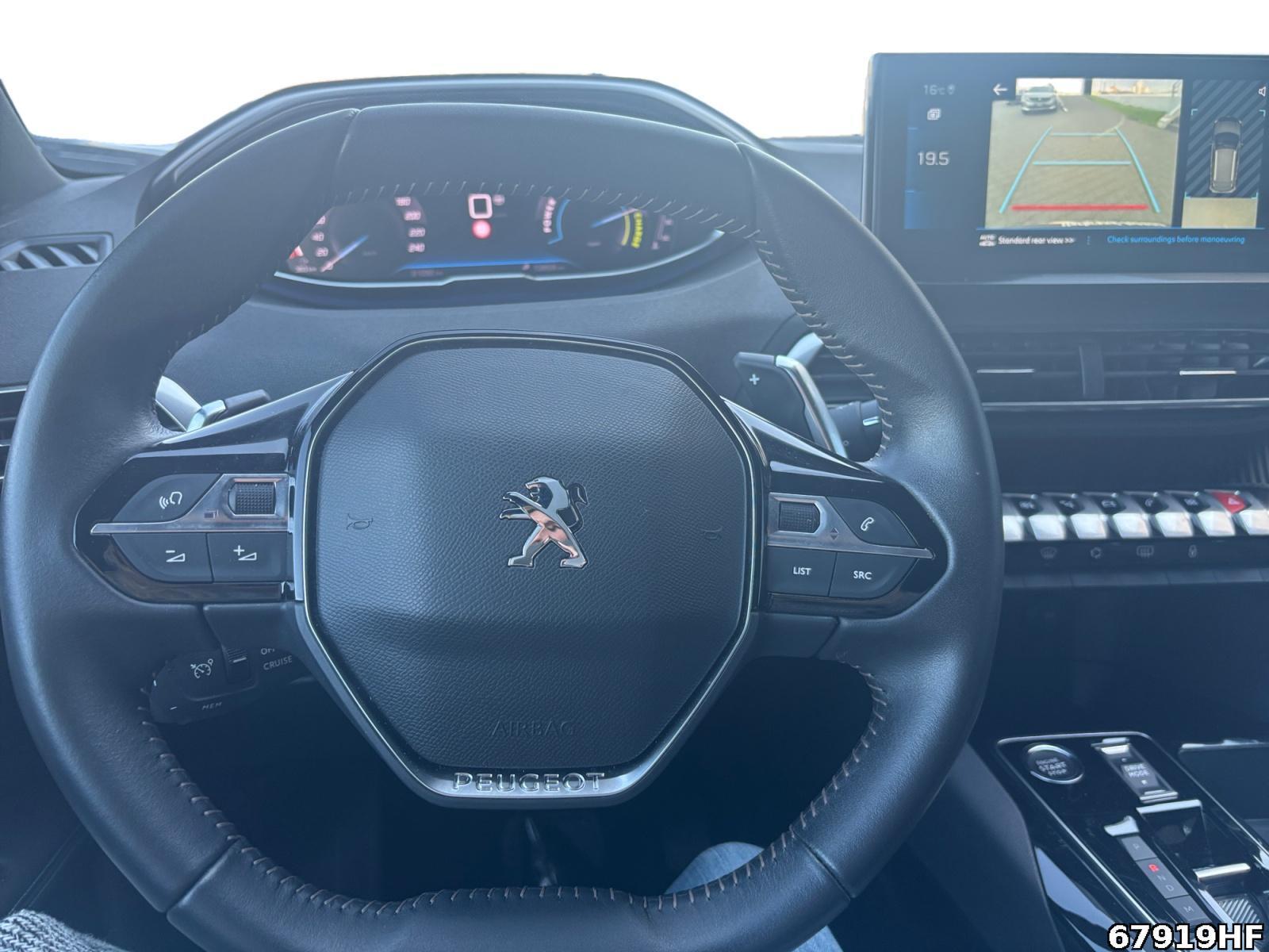 Fahrzeugabbildung Peugeot 3008 Allure +ALLWETTER+SHZ+CARPLAYMILDHYBRID+