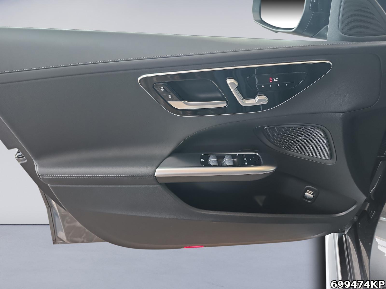 Fahrzeugabbildung Mercedes-Benz C 200 T AMG AHK Night Pano Kamera KEYLESS EASYP